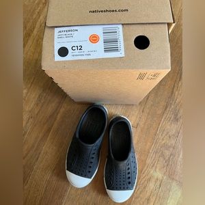 Native Jefferson Kids Shoes (C12)